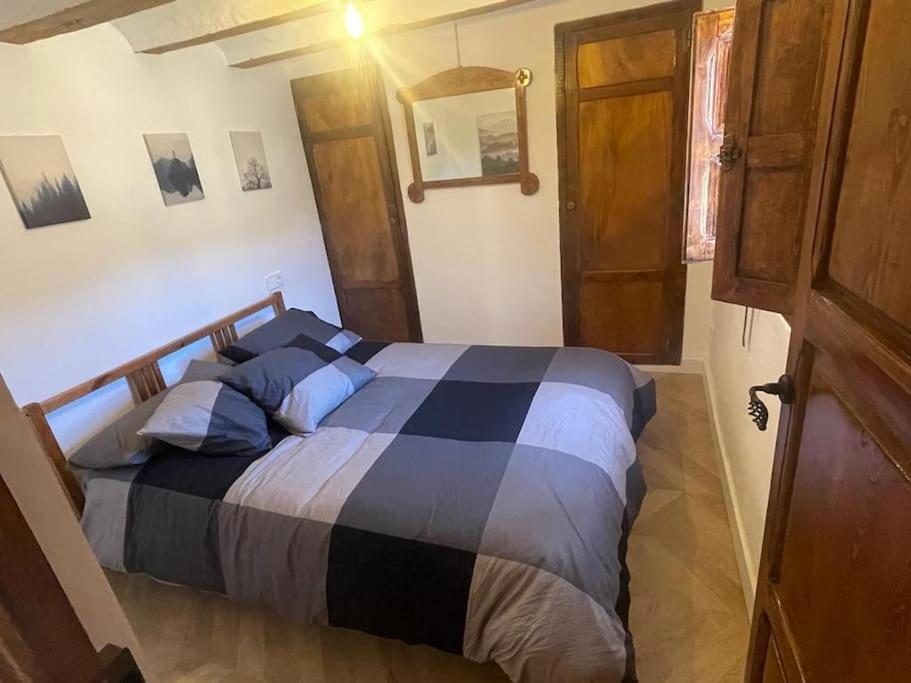 Acogedora Casa Con Patio-Parking Villa Albarracín Екстериор снимка