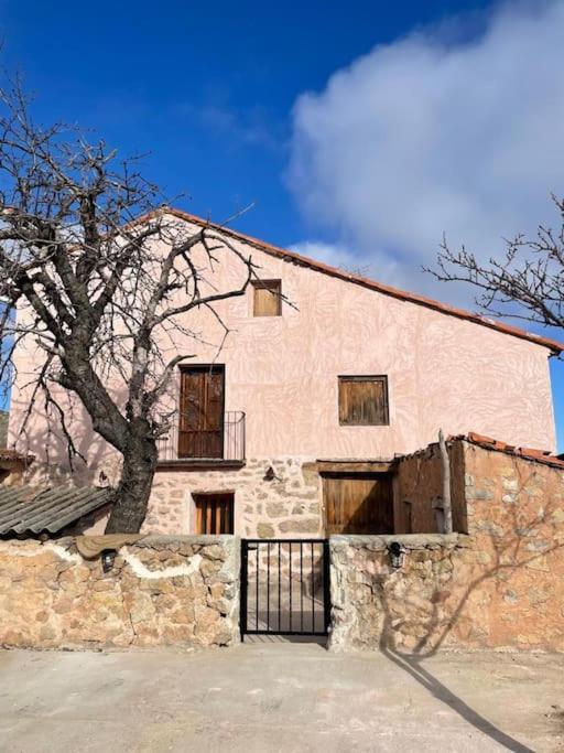 Acogedora Casa Con Patio-Parking Villa Albarracín Екстериор снимка