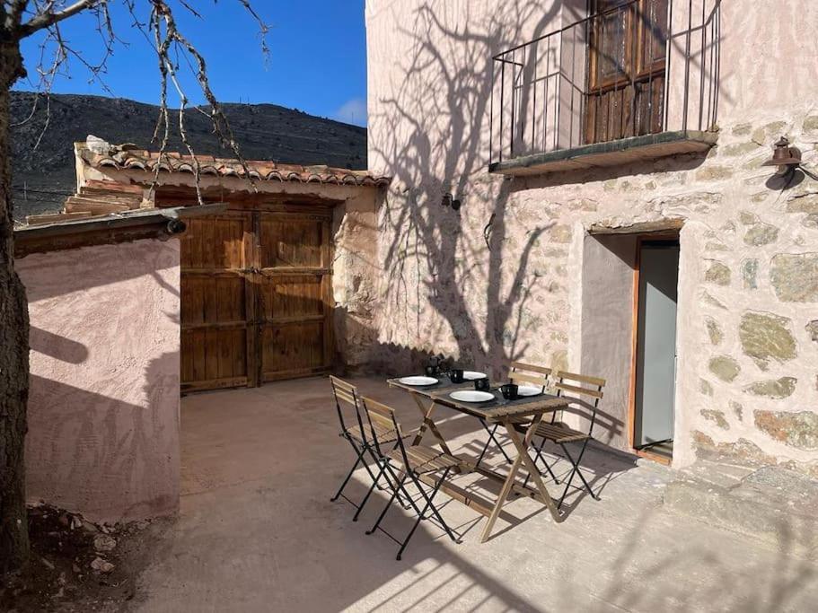 Acogedora Casa Con Patio-Parking Villa Albarracín Екстериор снимка