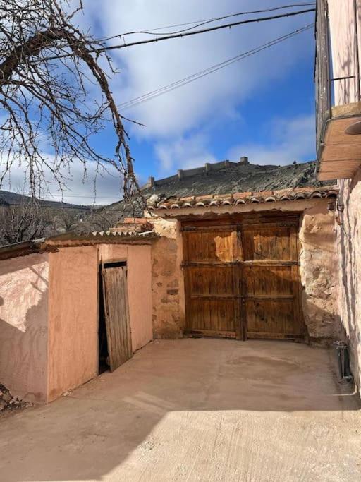 Acogedora Casa Con Patio-Parking Villa Albarracín Екстериор снимка